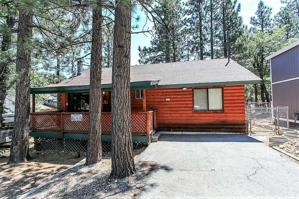 R & R Retreat-1767 by Big Bear Vacations