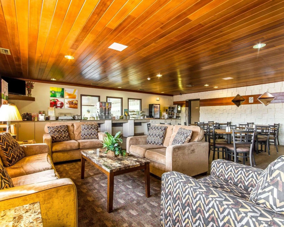 Quality Inn La Crosse North