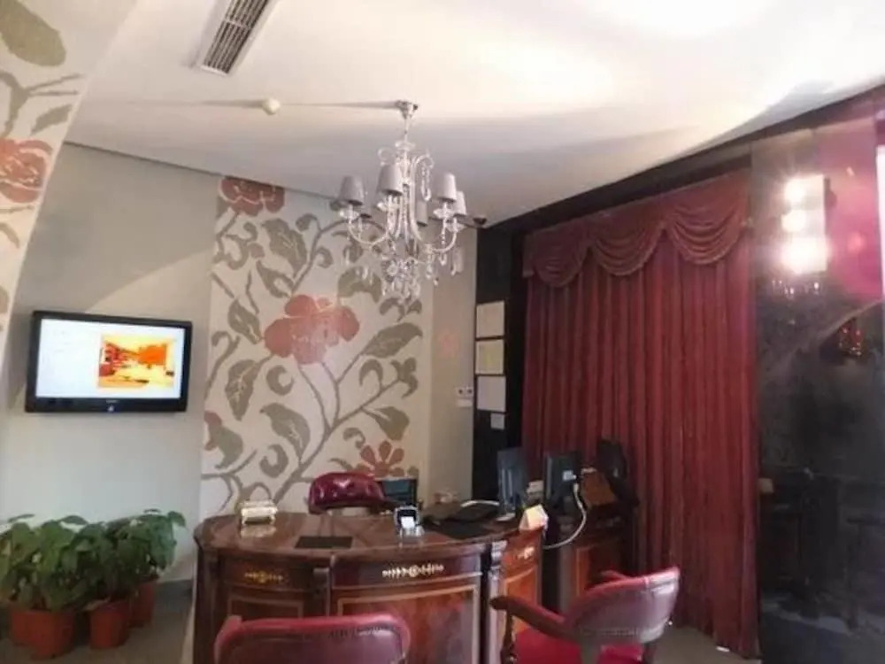 Yangtze River TOMOLO Hotel (Jianghan Road Branch)