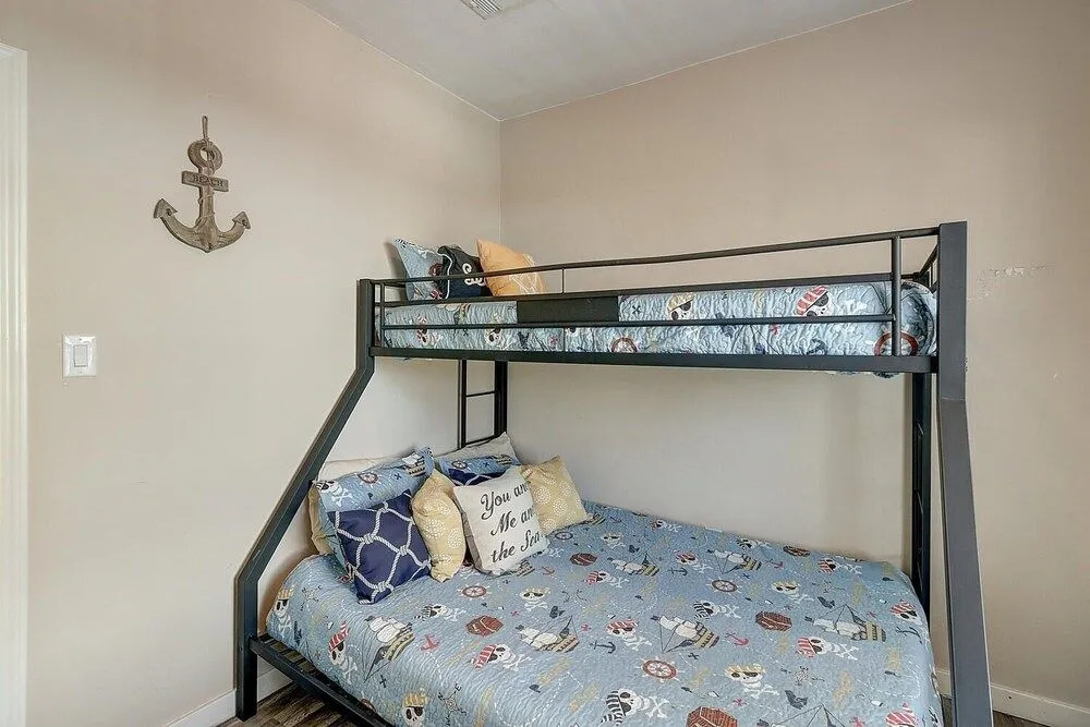 Casa Delfin Alegre 3 Bedroom Home by Redawning