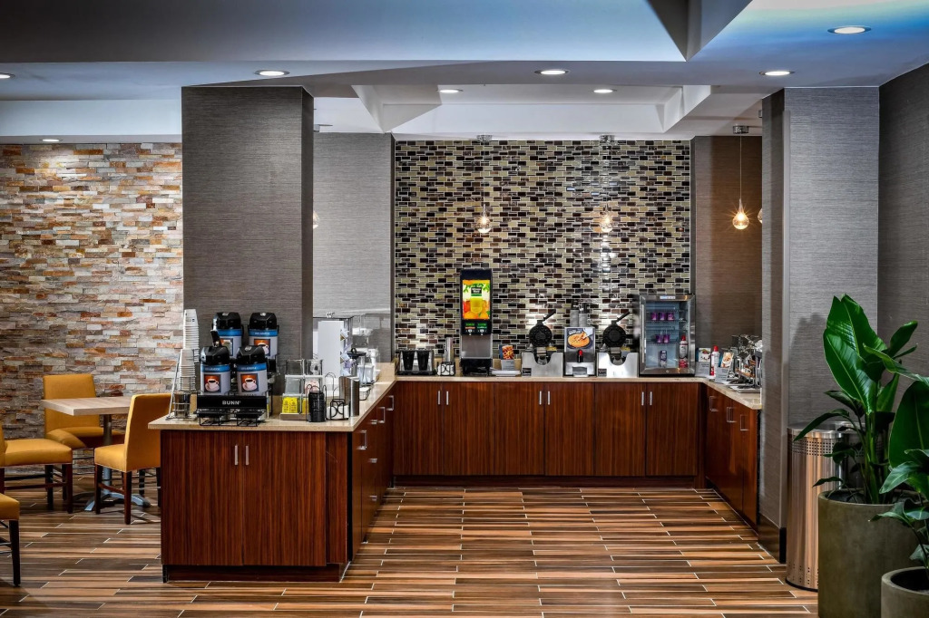 Best Western Plus Philadelphia Convention Center Hotel