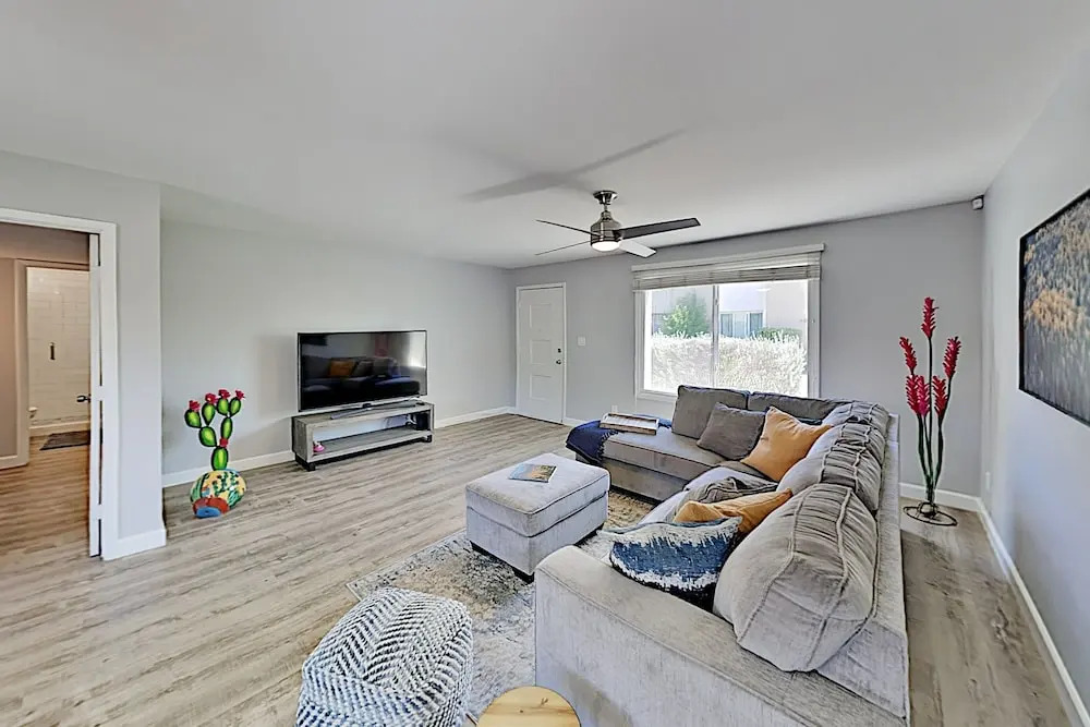 5047n83s 3 Bedroom Townhouse