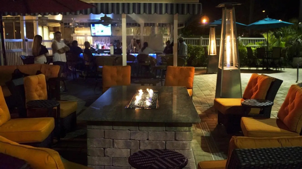Spark by Hilton Sarasota Siesta Key Gateway
