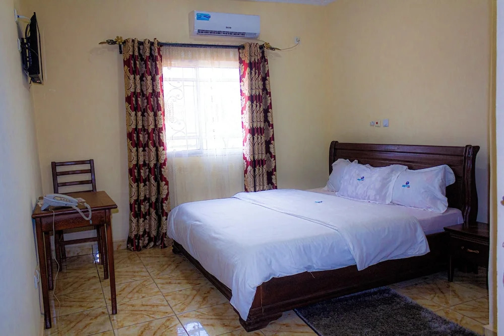 DF HOTEL plazza