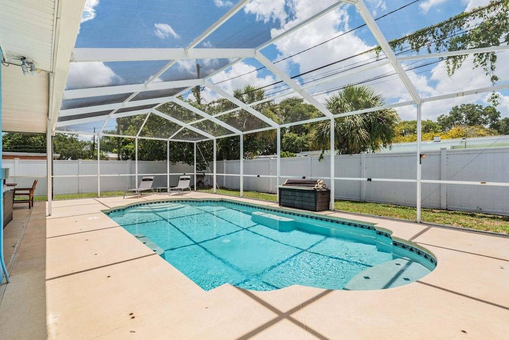 3442 Azalea Pl