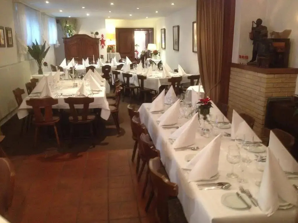 Hotel und Restaurant -Gasthaus Zur Pfalz