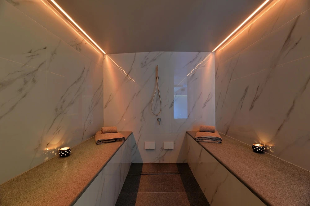 MIRIVILI hospitality & wellness