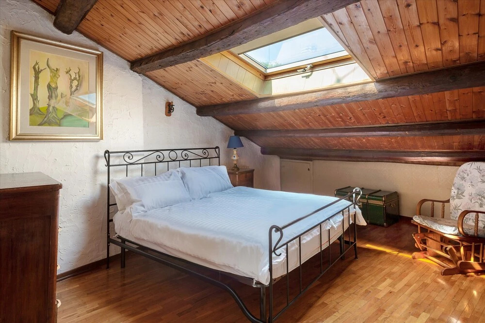 Exclusive Palazzo Schifanoia Apartment