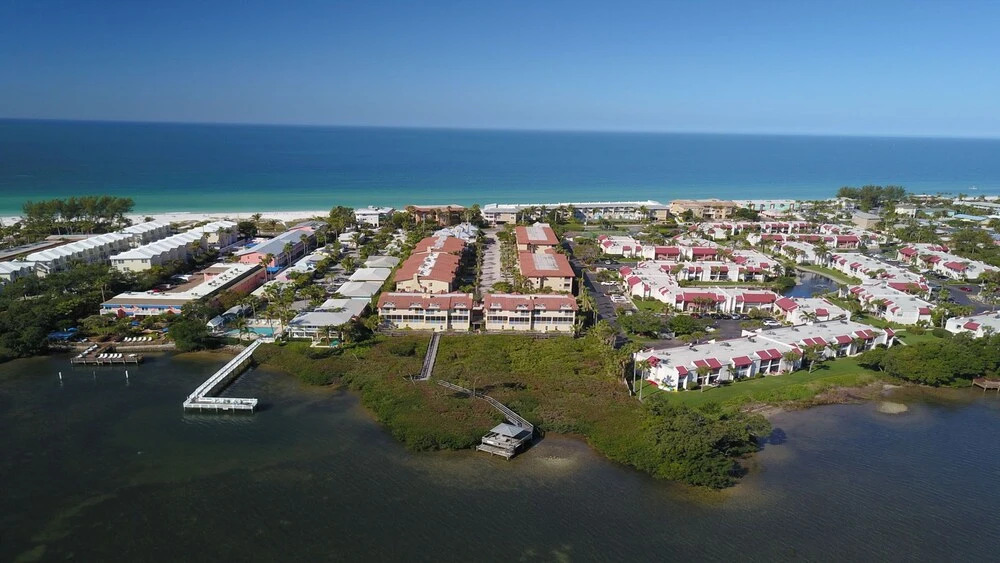 242 Bradenton Beach Club