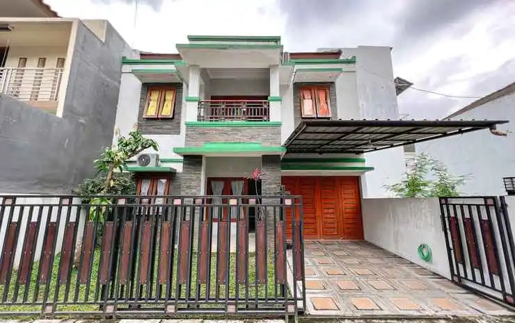 Homestay Syariah Ambarukmo Plaza by Simply Homy
