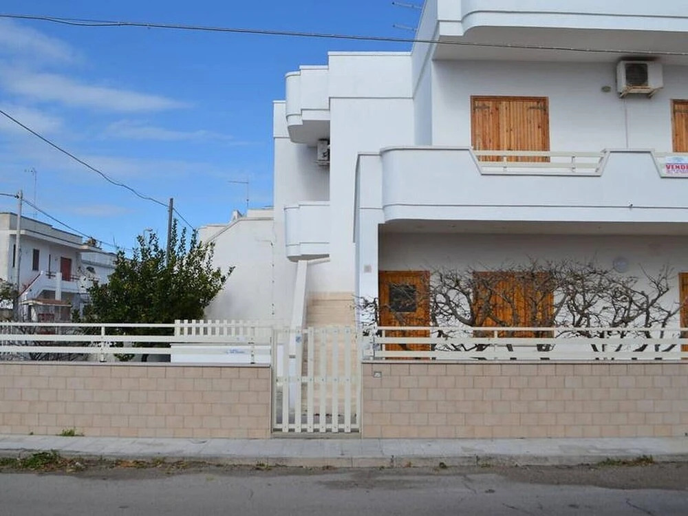 Apartment Near The Beach With Air Conditioning Pets Allowed