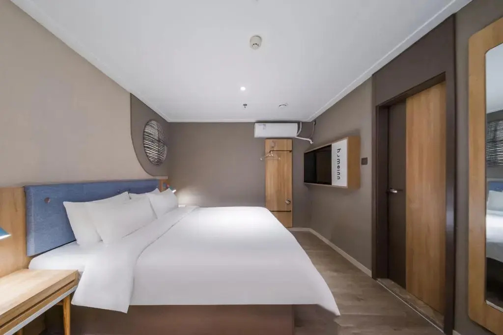 Homeinn NEO (Guangzhou Exhibition Center Pazhou Metro Station)