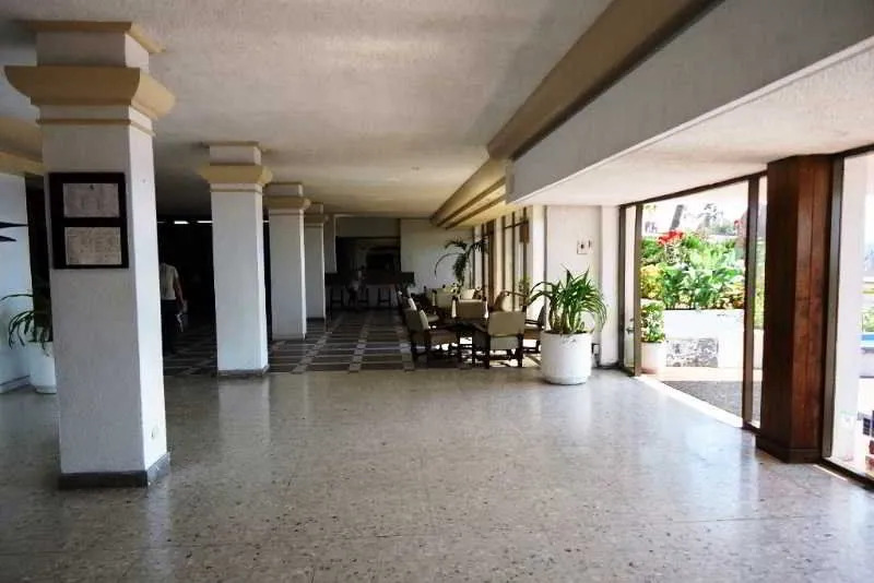 Hotel De Cima