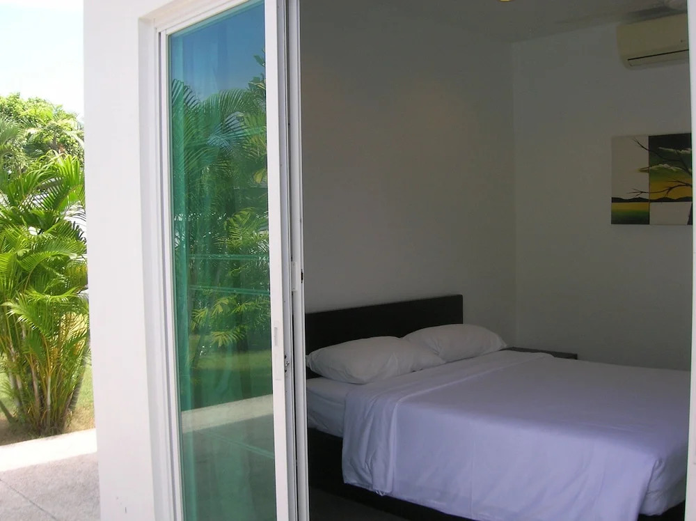 CasaBlue Pool Villa
