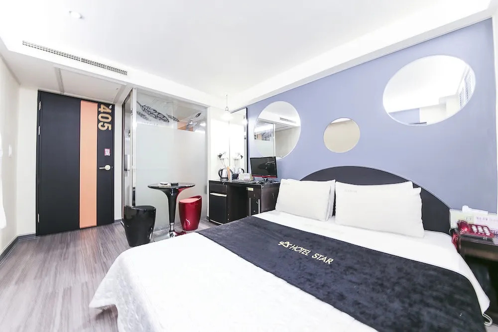 New STAR MOTEL
