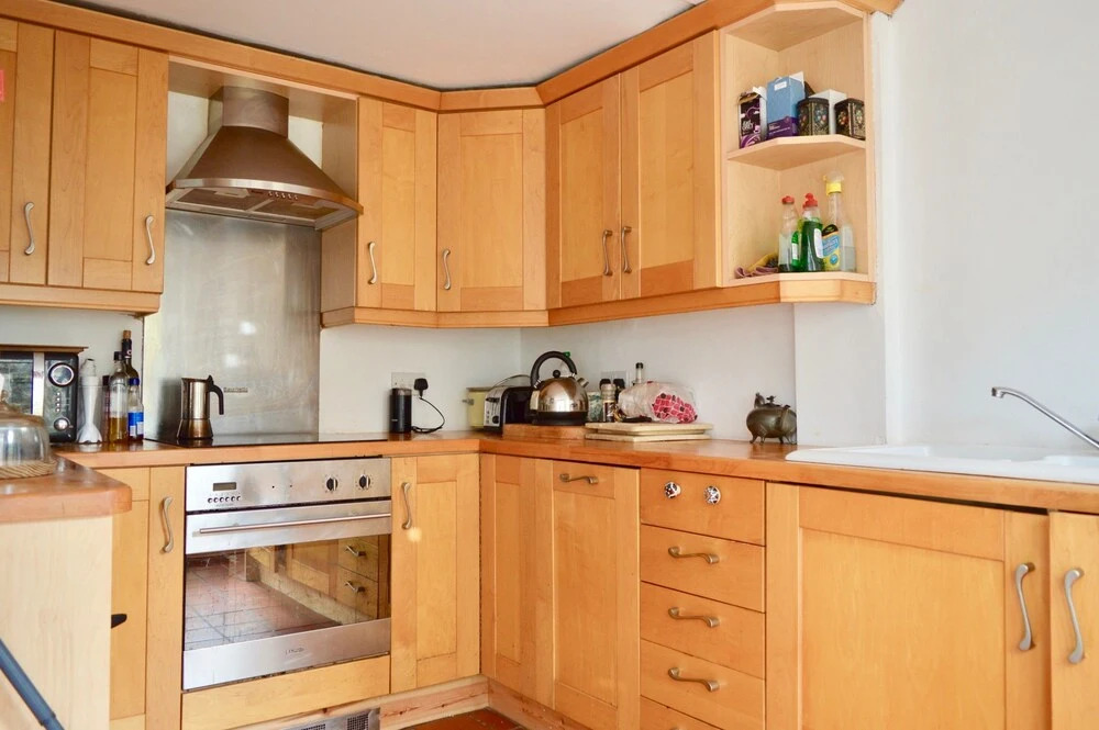 2 Bedroom Bristol Home