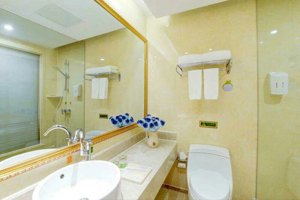 Vienna Internation Hotel Nanchang Lake