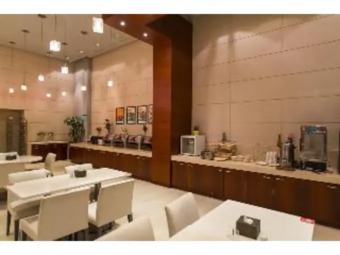 Metropolo Xian Bell Tower Dachaishi Subway Station Hotel