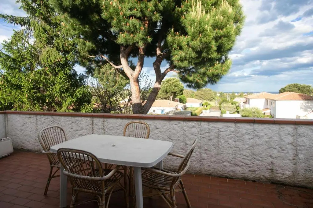 N114 - Numana, trilocale con terrazzo vista mare
