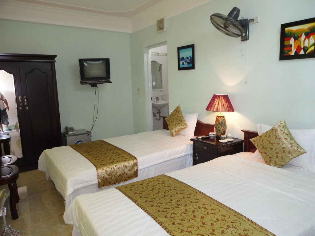 Canh Dieu Hotel