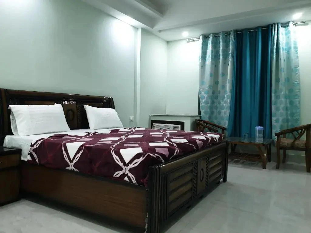 Hotel The Ganga Castle