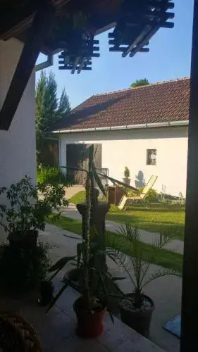 Sobe Rooms Szobák Zimmer KIS