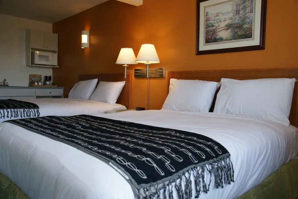 R&R Inn & Suites