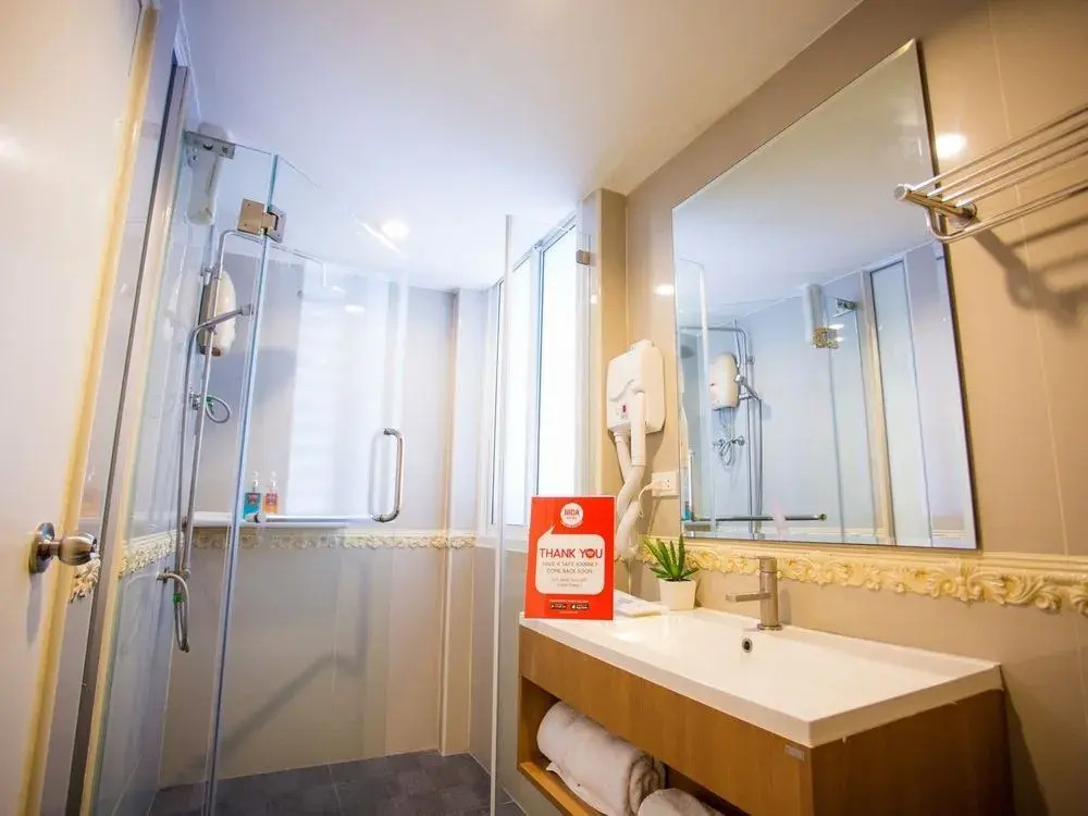 Ton Aor Place Hotel
