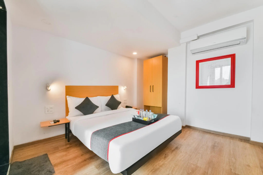 OYO Townhouse 323 Sector 9 Hiran Magri