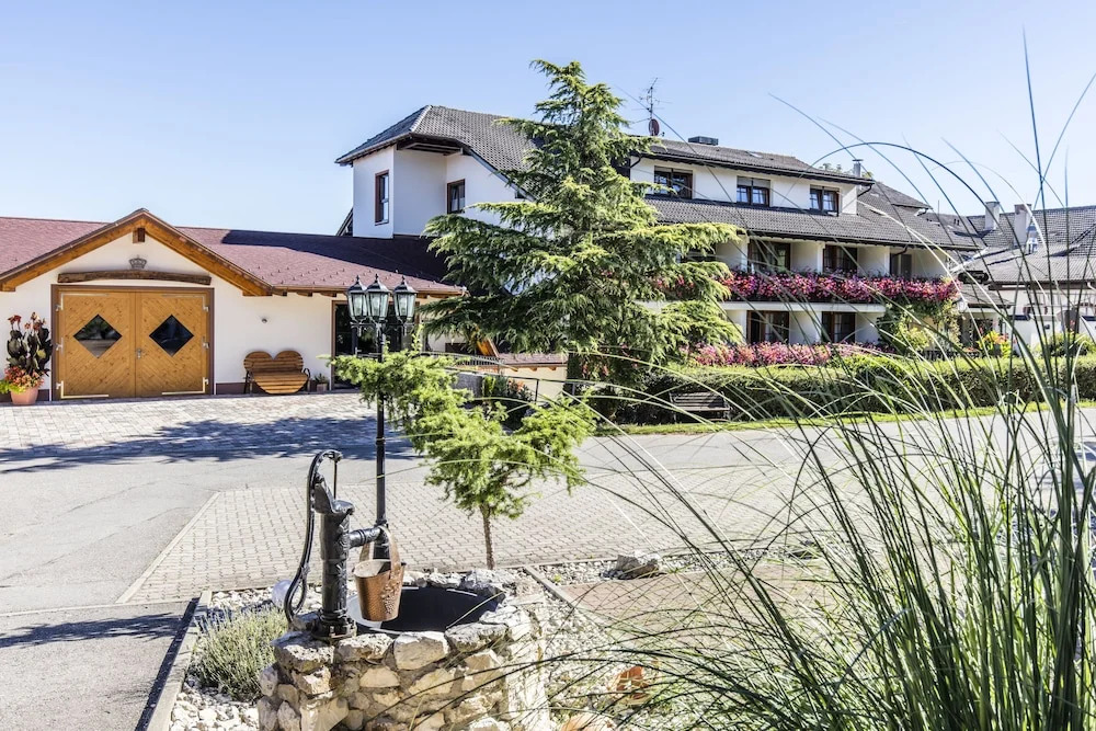 Hotel Restaurant Krone & Wellness - Schopfheim
