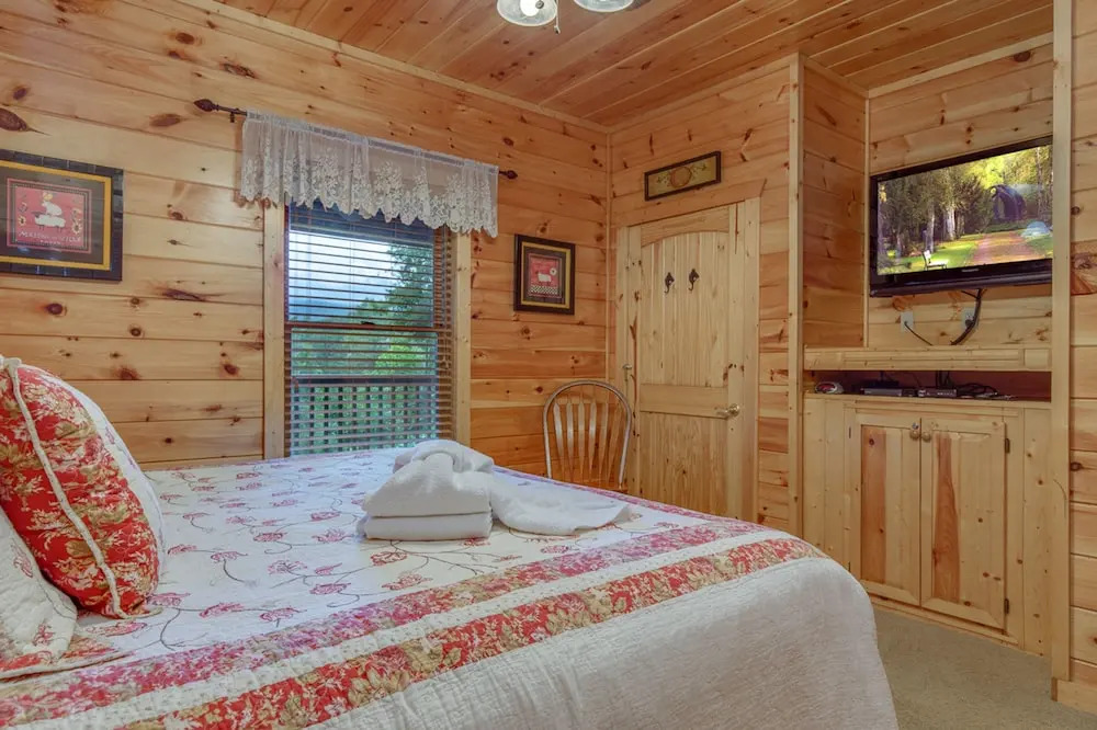 A Great Escape by Jackson Mountain Homes