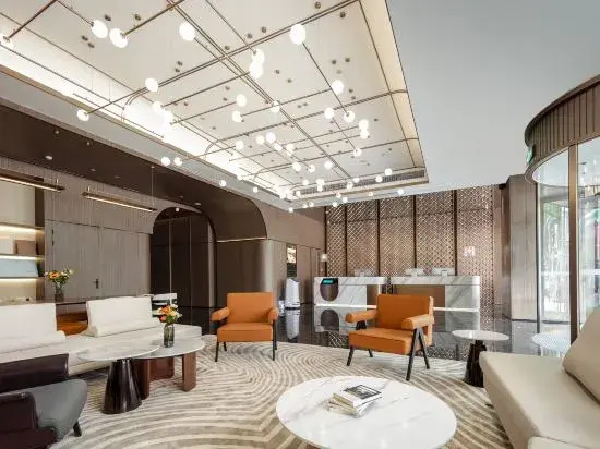 Shiyan DM International  Shanghai Road Atour Hotel