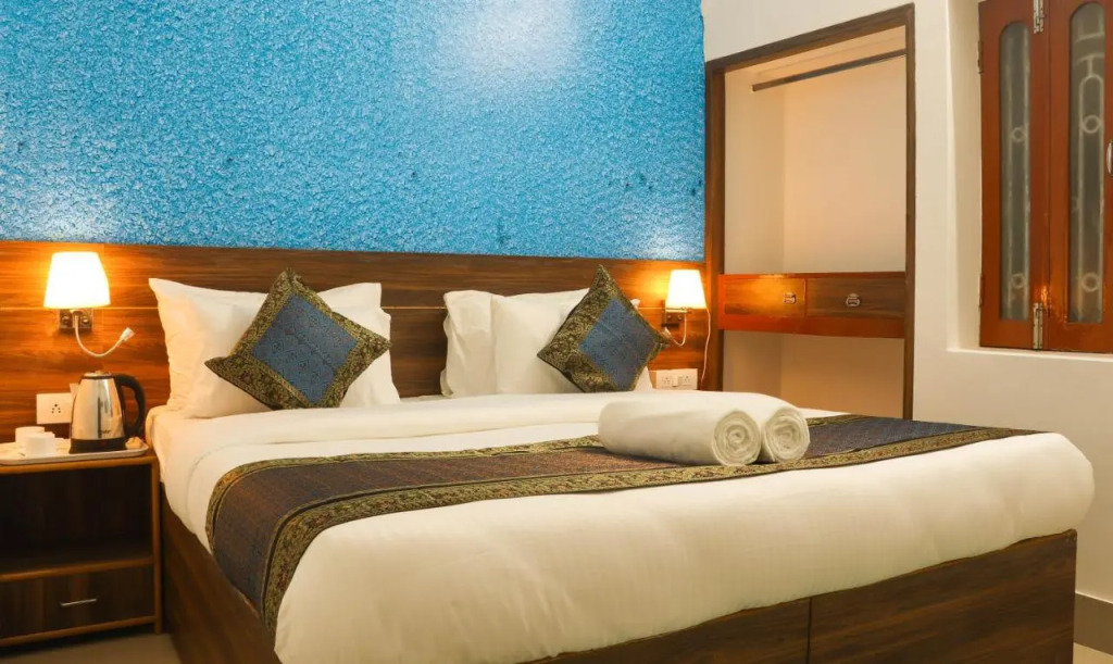 Live Free Hostel Varanasi