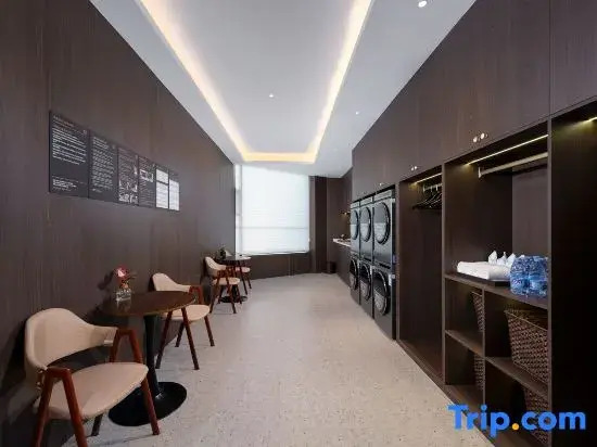 Meihao Liz Hotel (Tao Yang Li Scenic Area Zhejiang Road Branch, Jingdezhen )