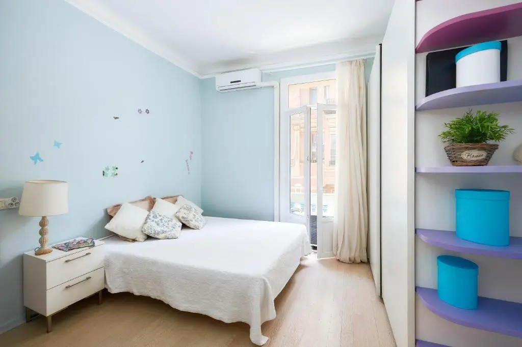 2 Bedroom Apartment 5 min walk from Monte Carlo Casino