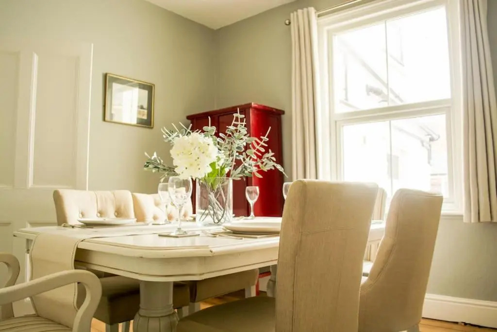 Lovely 3 bed house in the heart of Cheltenham