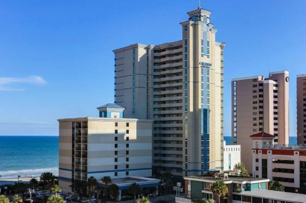 Carolinian Corner Gem Views!