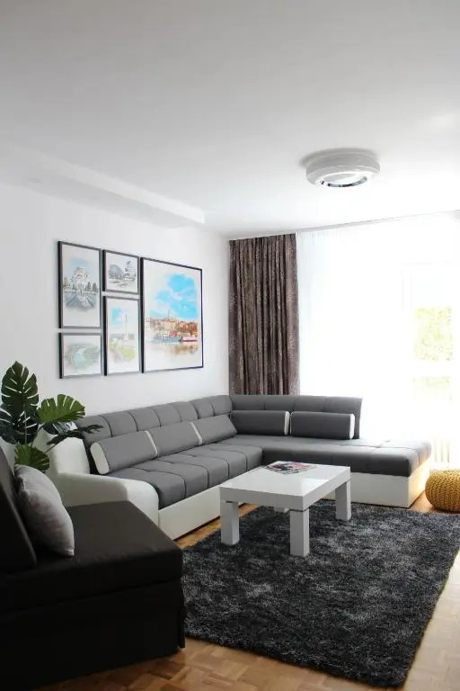 Ramonda Apartment