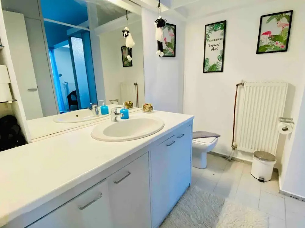 Acropolis Penthouse With 50mbps Wifi