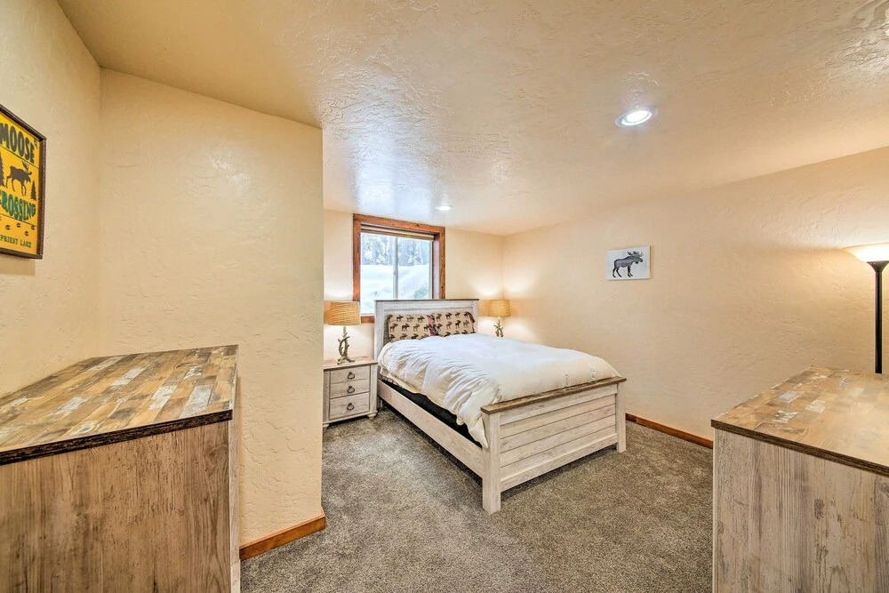 Priest Lake Apartment Near Hiking Trails