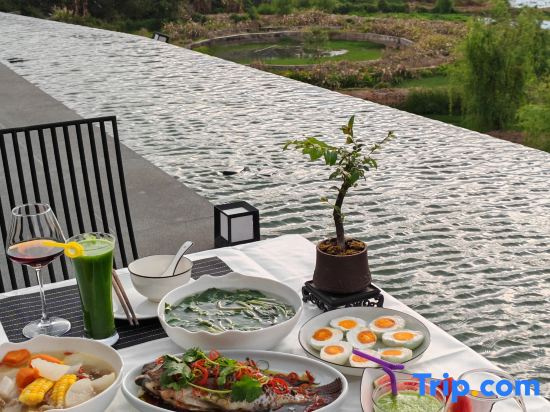 Floral Hotel · Tengchong Qingyan Hot Spring Collection Homestay