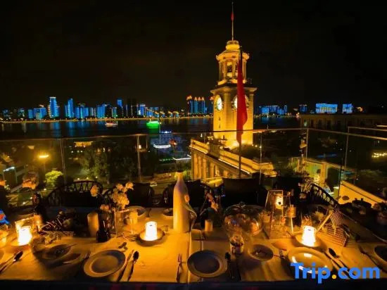 Grand Madison Wuhan Hankou on the Bund