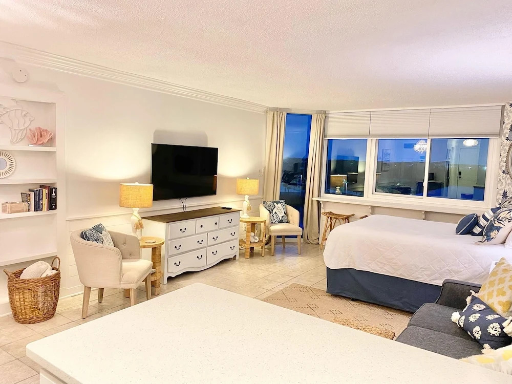 Top of the Gulf 808- Gulf Coast Getaway