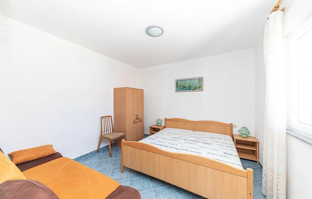 Stunning Apartment in Slatine With 1 Bedrooms and Wifi