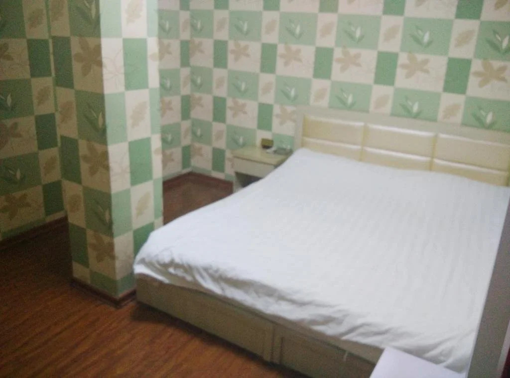 Jiaxing Business Inn