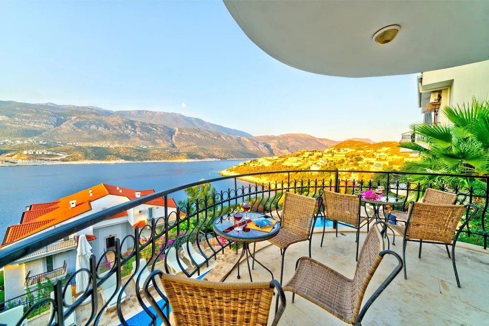 Villa Yunus