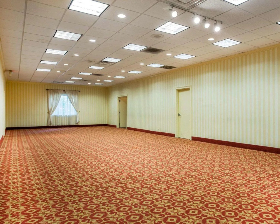 Budgetel Inn & Suites Atlanta