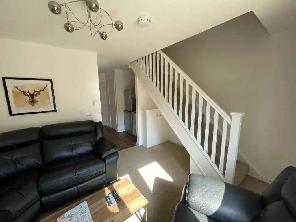 Gorsebank View, Stylish Modern 2-Bed Townhouse with Private Garden