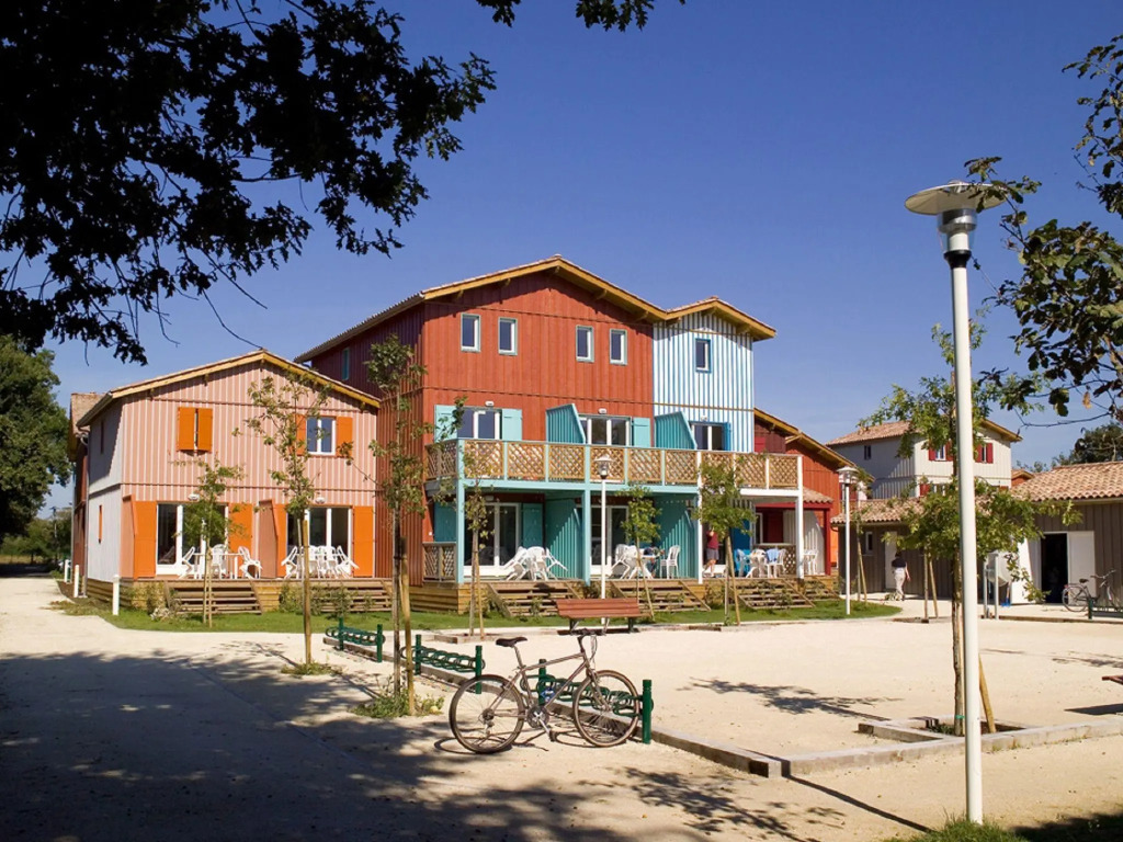 Cozy apartment with dishwasher, near the port of Le Teich
