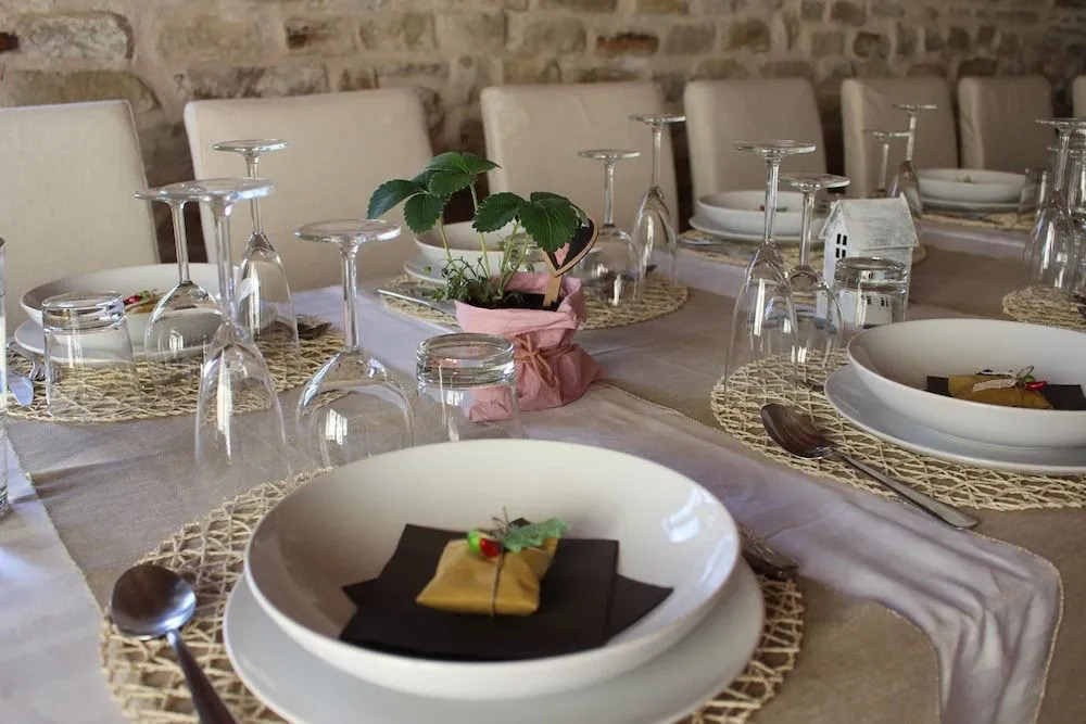 Amico Country House